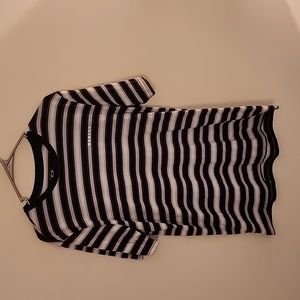 Oakley T Shirt- large
